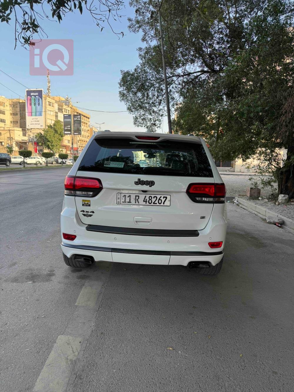 جیپ گراند شیرۆکی